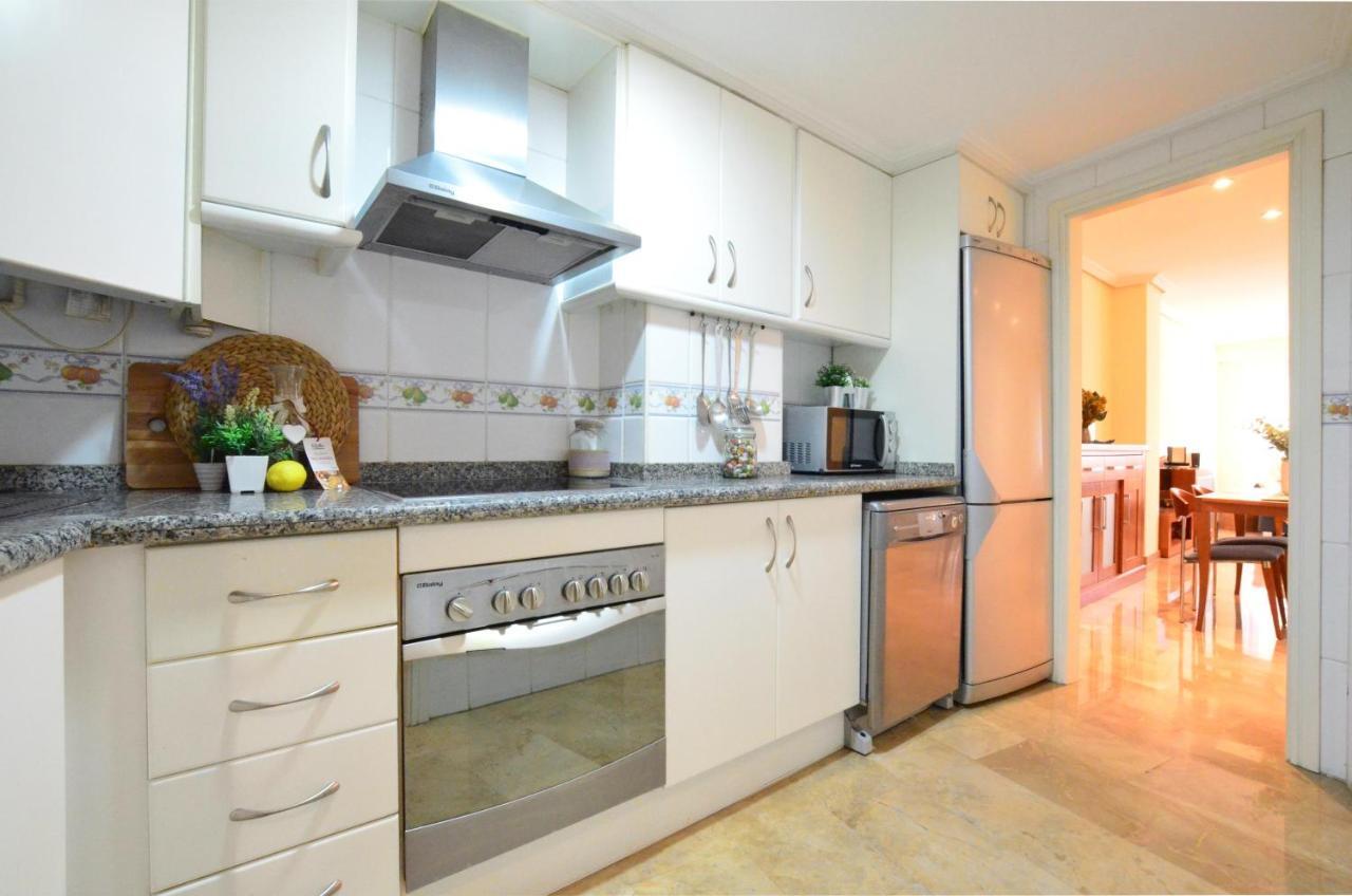 City Center Apartment Валенсия Экстерьер фото